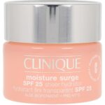 Clinique Moisture Surge SPF 25 Idratante Viso Con Protezione Solare Pelle Radiosa Ogni Giorno